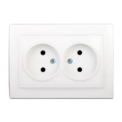 Розетка подвійна б/з (мат термопластик) 16 А Enzo Білий