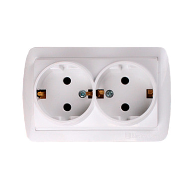 Розетка двойная с заземлением 16 А Acura