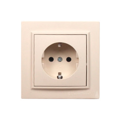 Розетка с заземлением 16 А Enzo Латте